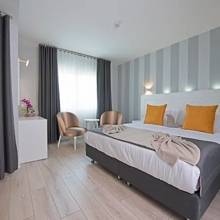 Motto Premium Hotell 4*