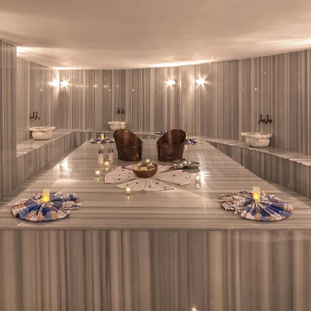 Motto Premium Hotel 4*