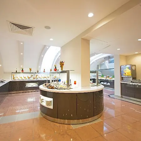 Motto Premium Hotel 4*
